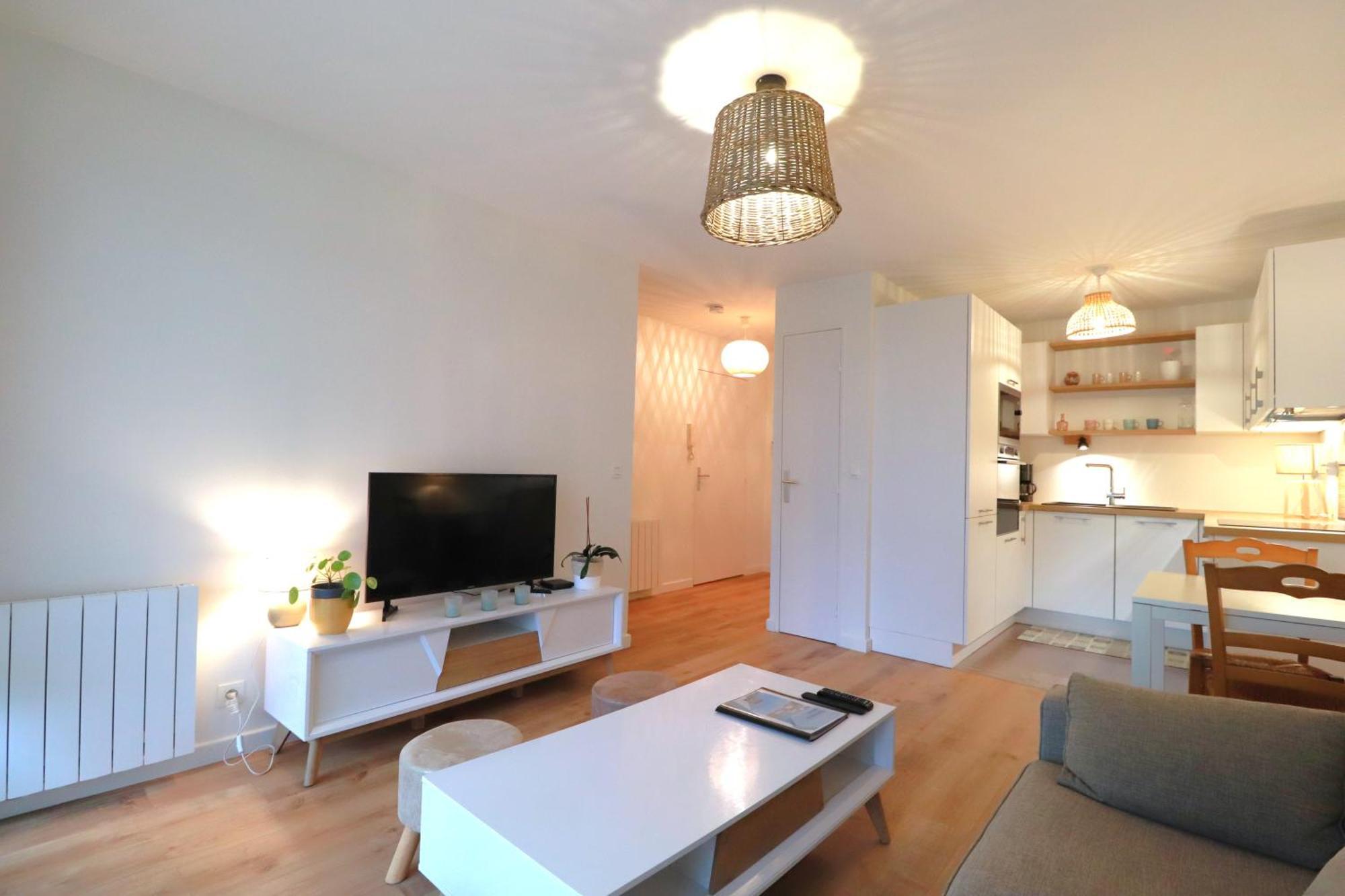 Appartement Olivia - T2 - Confort - Wifi- Parking *