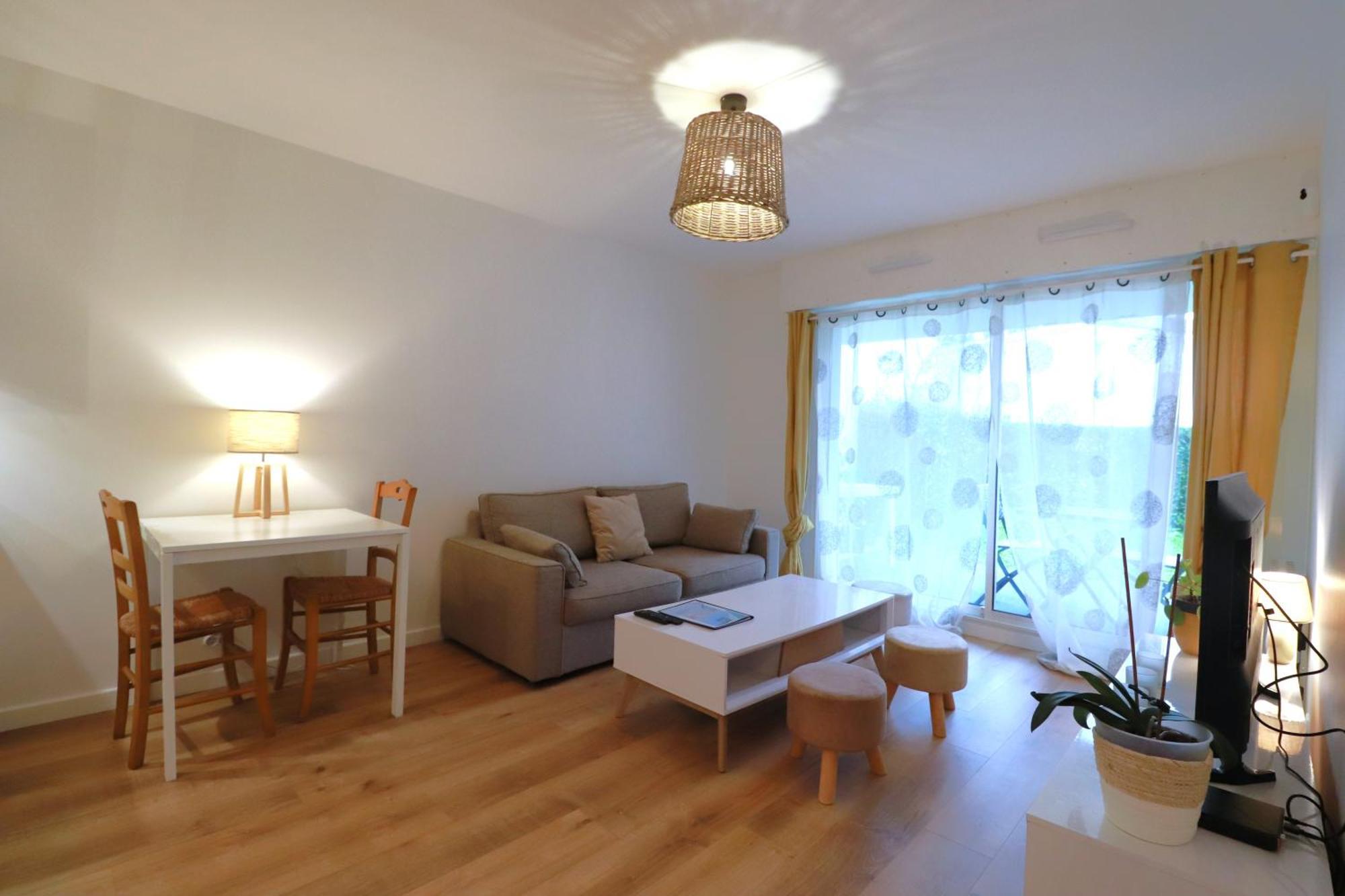 Olivia - T2 - Confort - Wifi- Parking Appartement Vannes